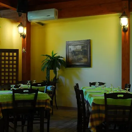 Relax Residence Village 3*