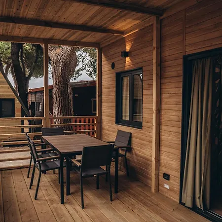 Relax Village Apartmanhotel